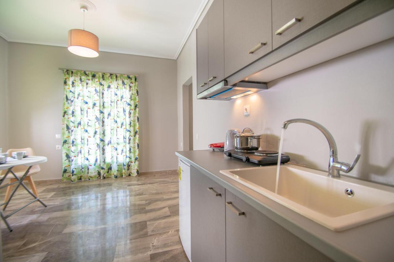 Mare Dentro Kalamaki Beachroad Apts By "Elite" Kültér fotó